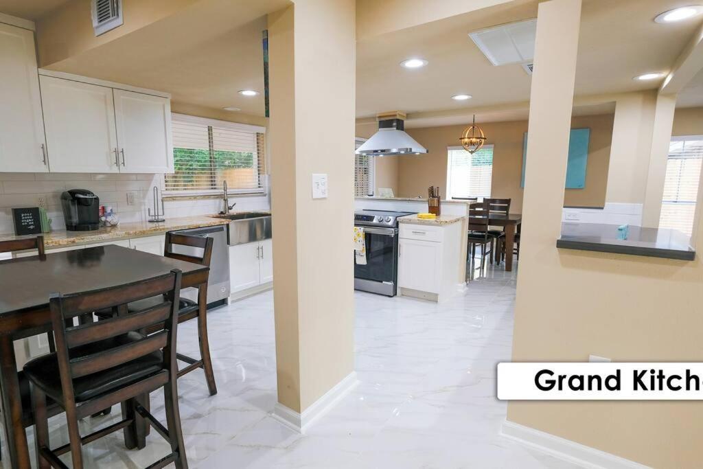 Stunning Family Home In North Houston!!! - Briar Creek Спринг Экстерьер фото